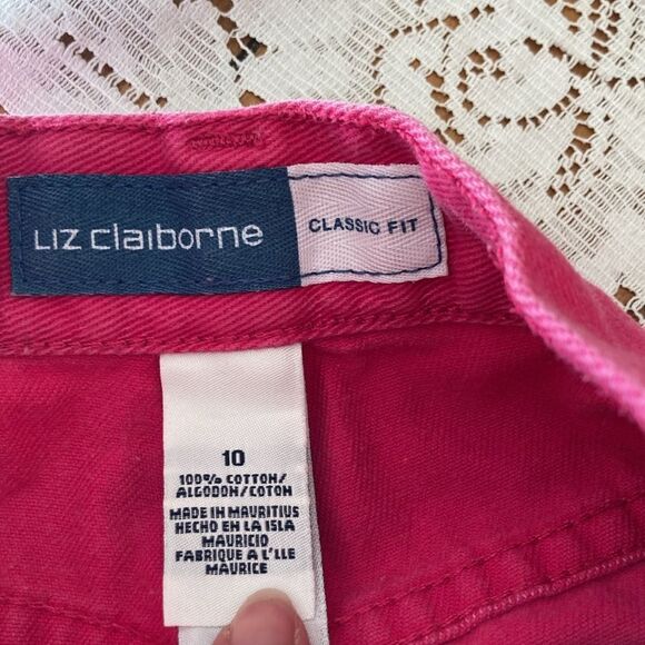 Liz Claiborne Classic Fit Barbie Pink Distressed Denim Shorts Women’s Size 10 - Picture 6 of 10